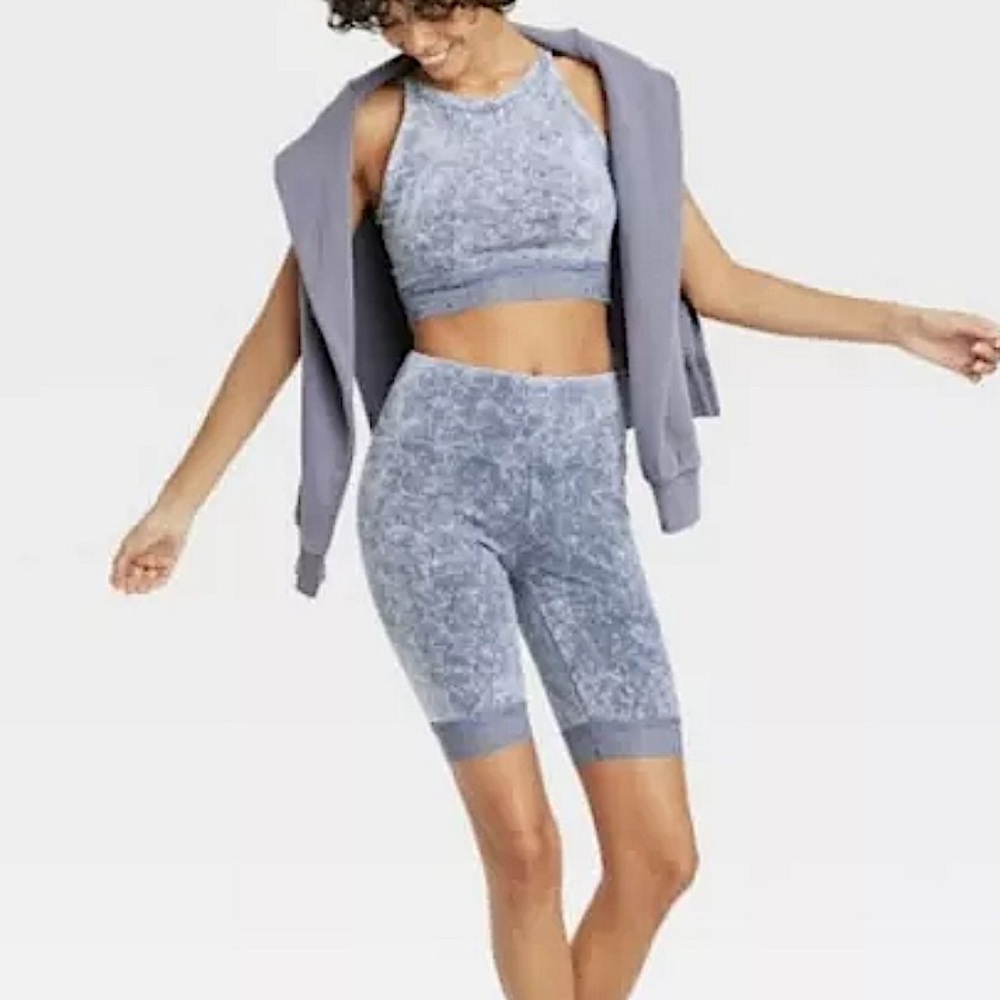 Colsie acid wash lace trim cropped cami and bike short set - XL
